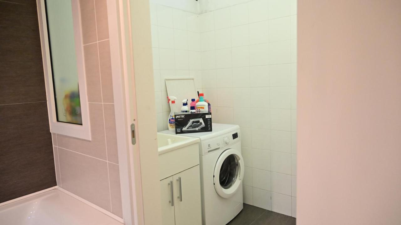 Fabio'S Bnb Apartment Milano Ngoại thất bức ảnh