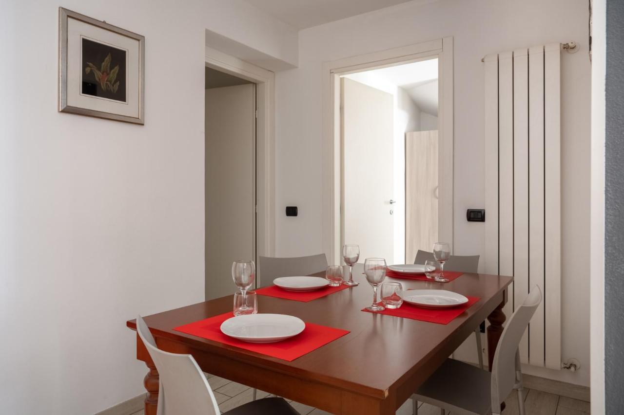 Fabio'S Bnb Apartment Milano Ngoại thất bức ảnh