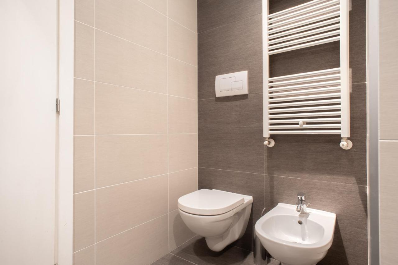 Fabio'S Bnb Apartment Milano Ngoại thất bức ảnh